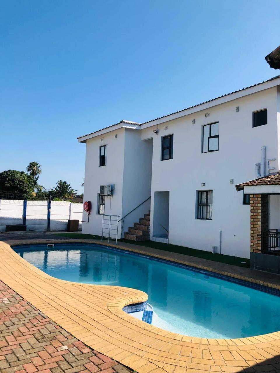Jnc Lodge Richards Bay Exterior foto